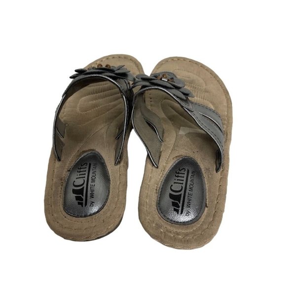 Clarks Women's Gray Sandals - Picture 4 of 7